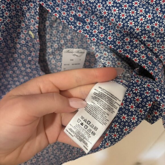 NWT Brooks Brothers Regular Short Sleeve Button Down 100% Cotton Floral Pattern - Picture 4 of 4